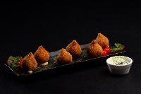 MINI COXINHA DE RABADA (6und)