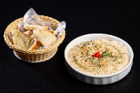 FILÉ DE FRANGO COM REQUEIJÃO CREMOSO.