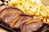 PICANHA SUÍNA COM FRITAS 400G