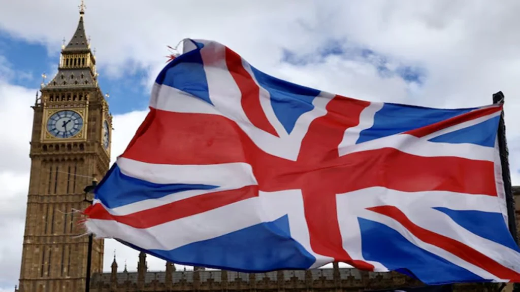UK to Tighten English Rules, Expand HPI Visa: What Indian Students Must Know