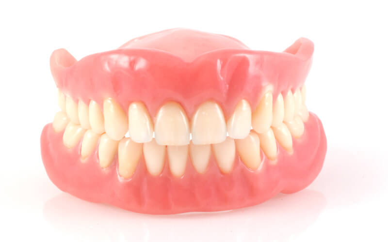 Suction dentures