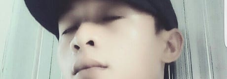 Hẹn hò online - Hình cover của Nam