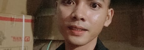 Hẹn hò online - Hình cover của Em Vo văn luân