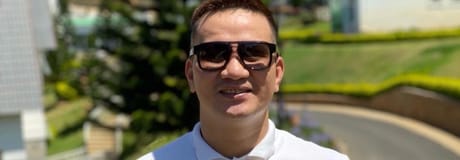 Hẹn hò online - Hình cover của Chu Nghĩa