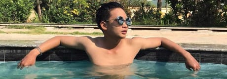 Hẹn hò online - Hình cover của Diệp Thien