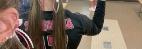 Hẹn hò online - Hình cover của Evelyn 