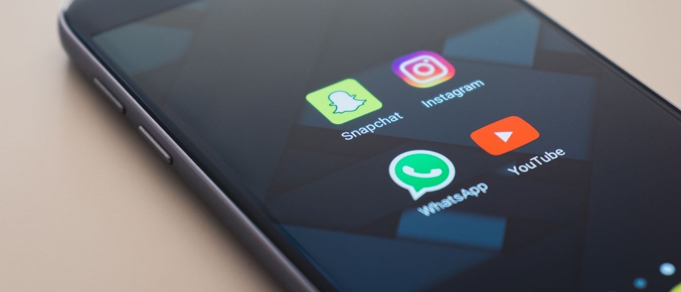 featured image - App Icon Design: 5 Tips To Optimize For Better Visibility