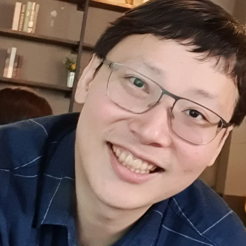 Author profile picture