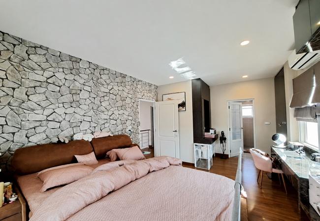 Property 5