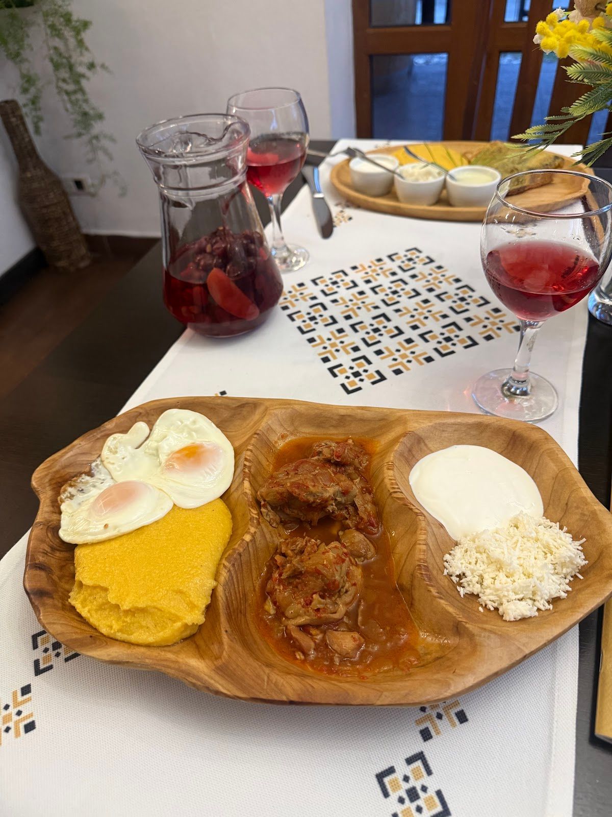 La Bădiș photo 1