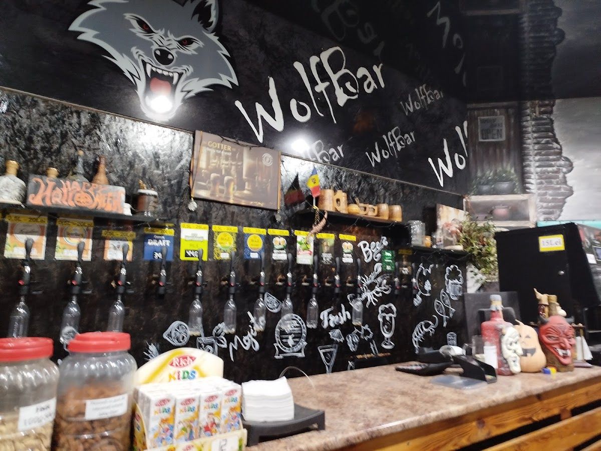 Wolf Bar
