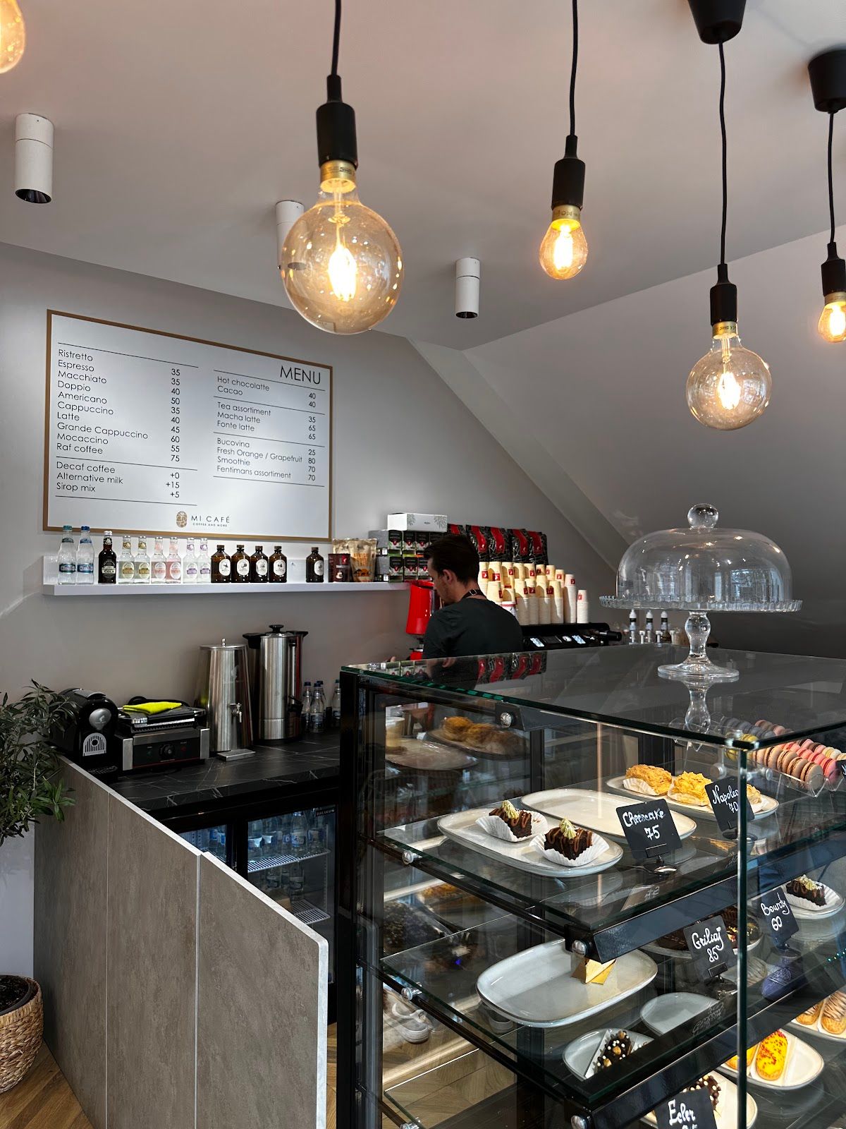 MI CAFE photo 2