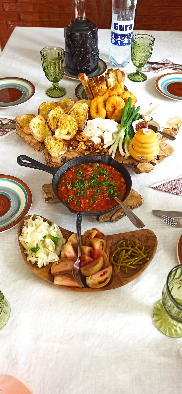 Restaurant-House of "Cobza" family photo 1