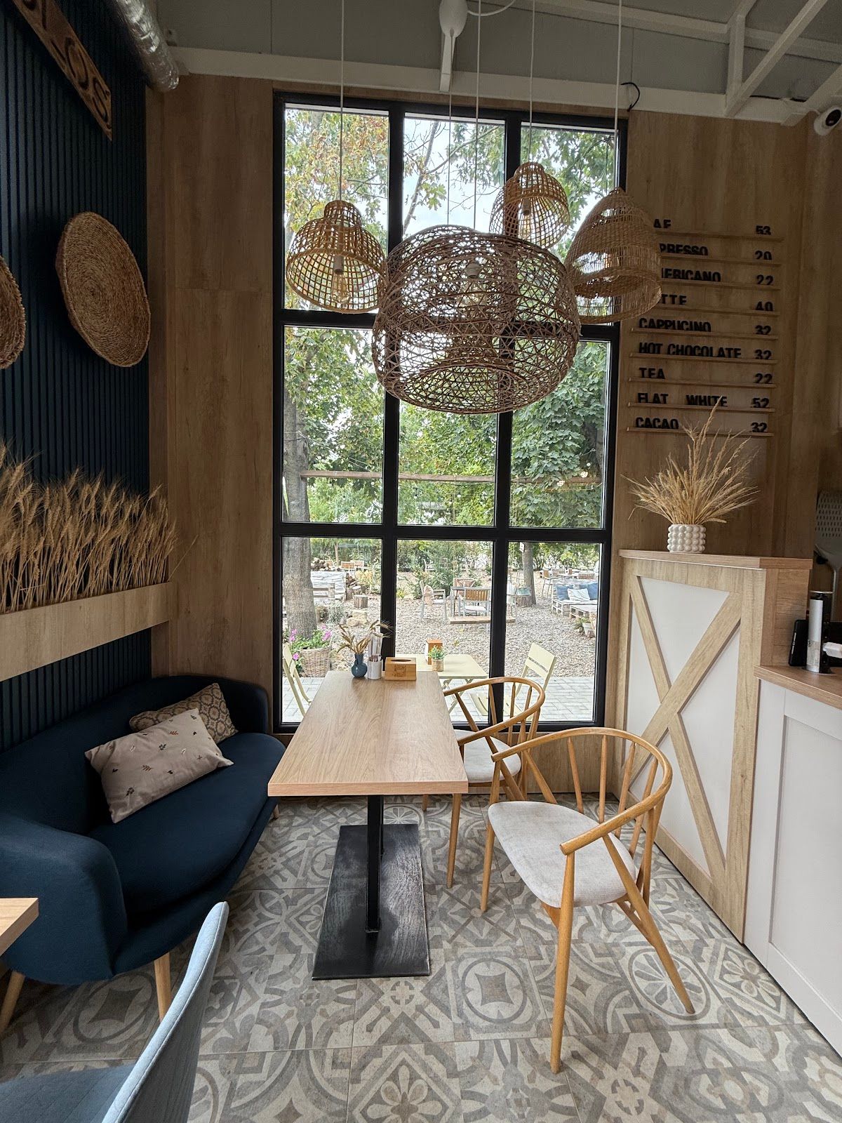 Colos Cafe Bakery photo 4