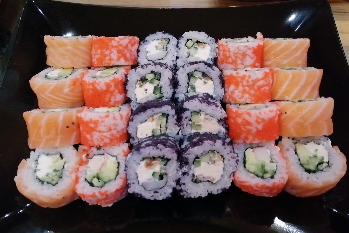 GOLD SUSHI UNGHENI photo 3