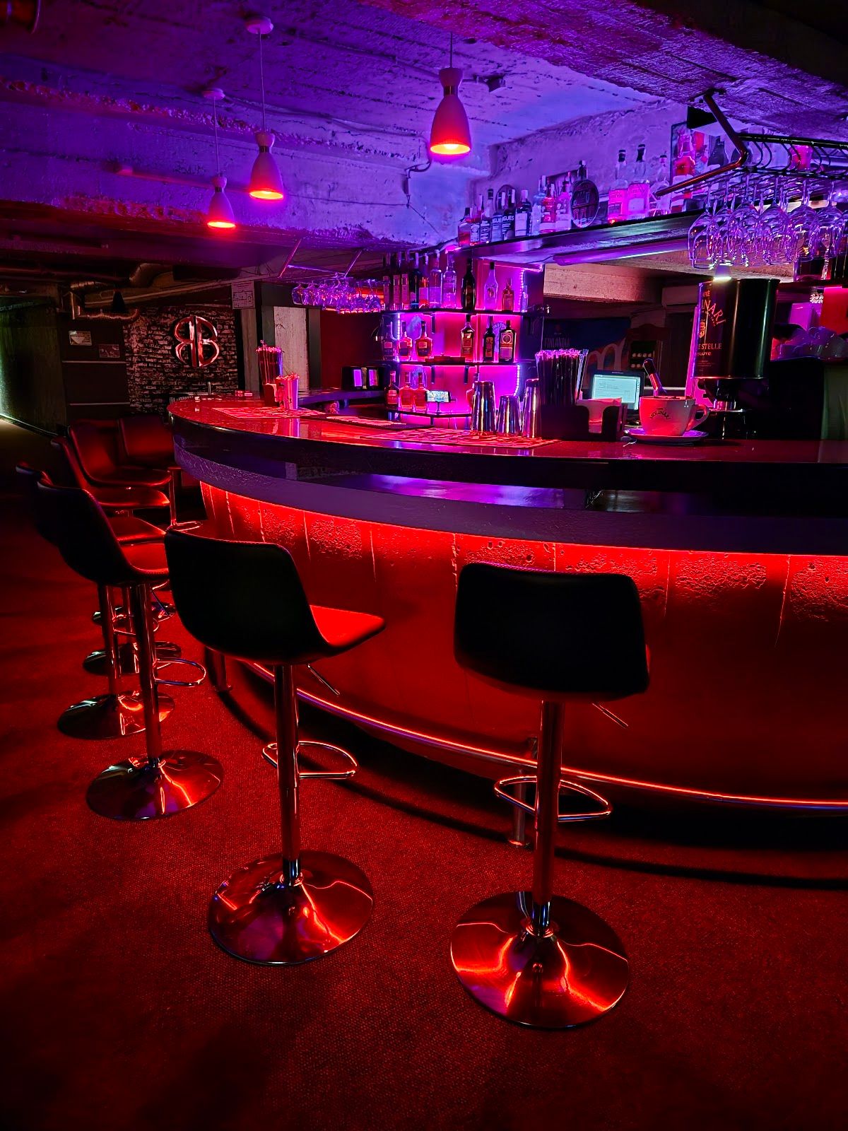 RED BALL - Lounge Billiard Club photo 2