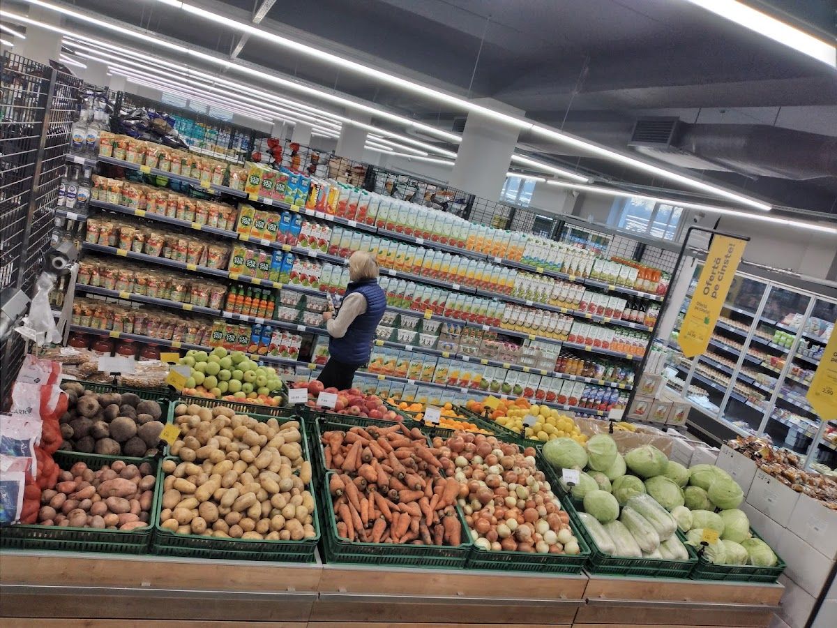 Local № 33 photo 1