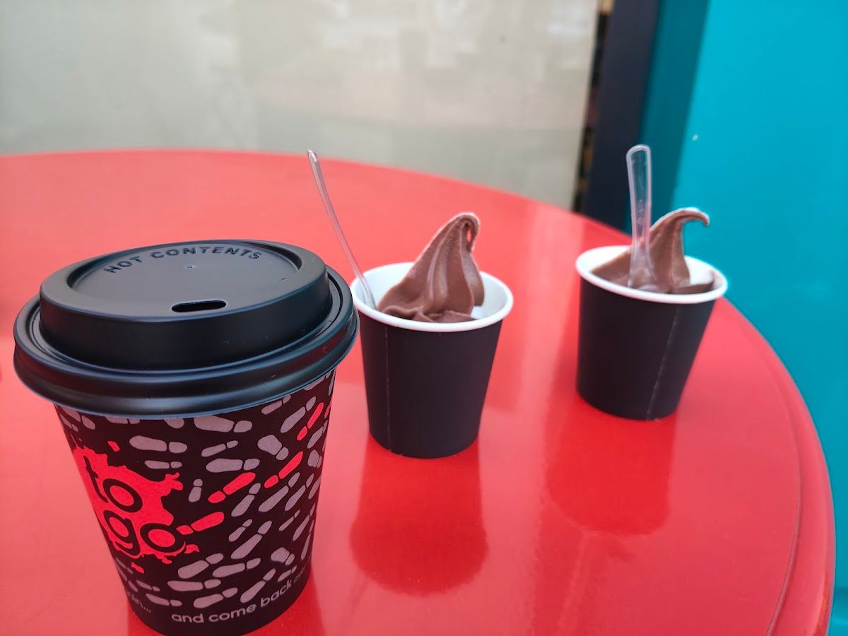 IANAHA Coffe & Bakery photo 2