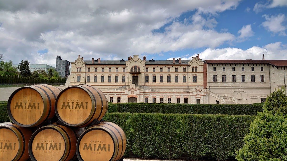 Mimi Castle