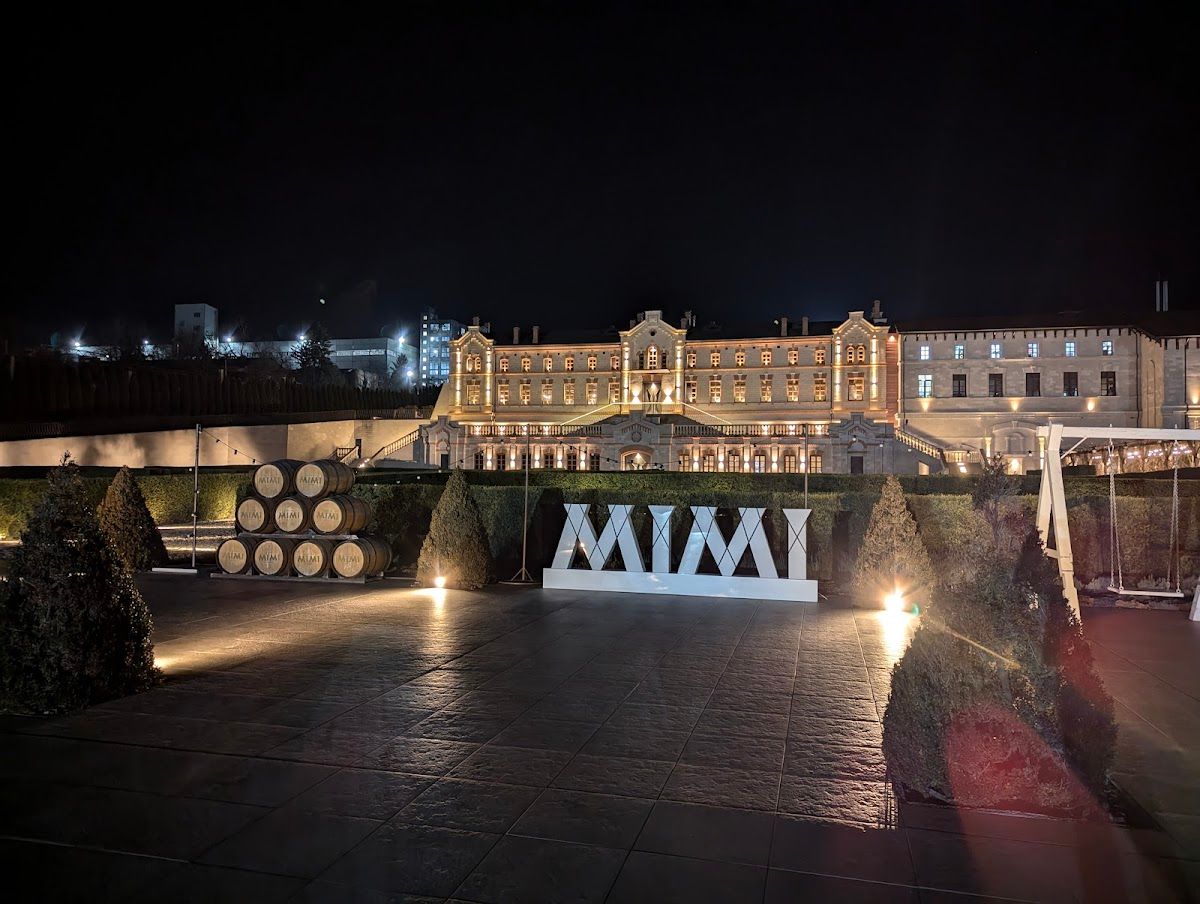 Mimi Castle photo 4