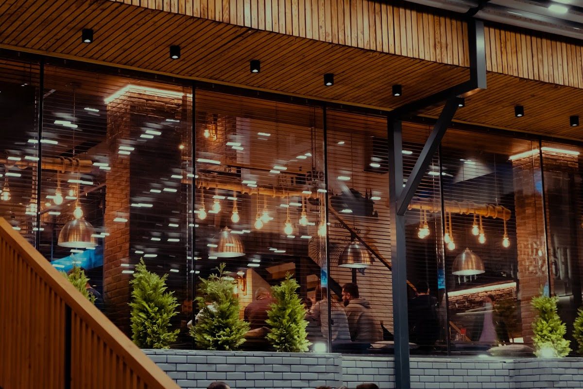 Lake House BrewPub