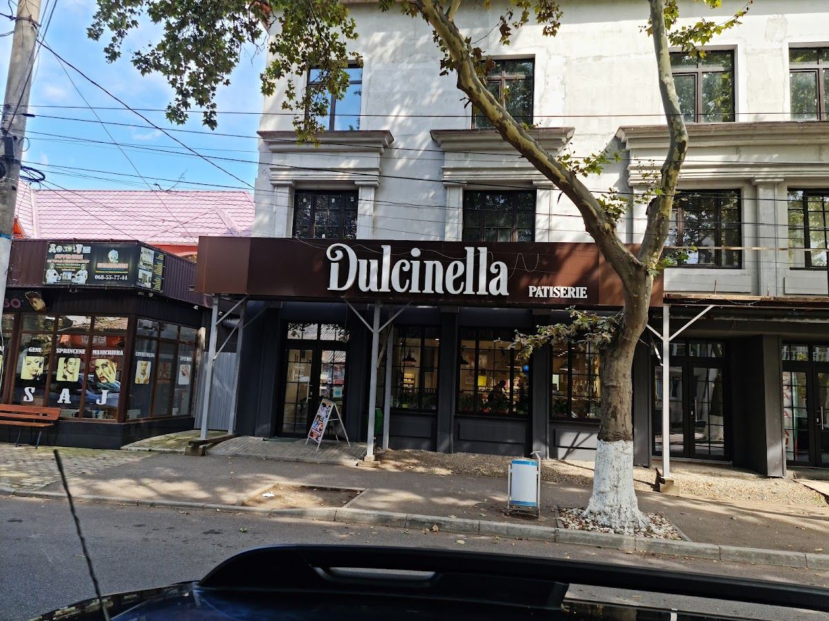 Dulcinella photo 2