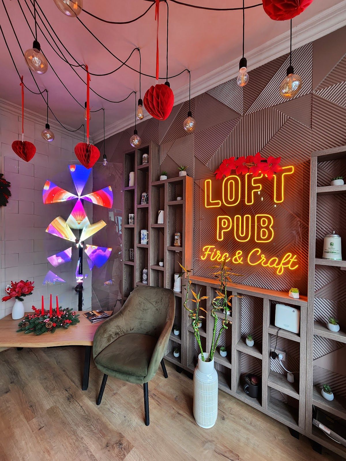 Loft Pub