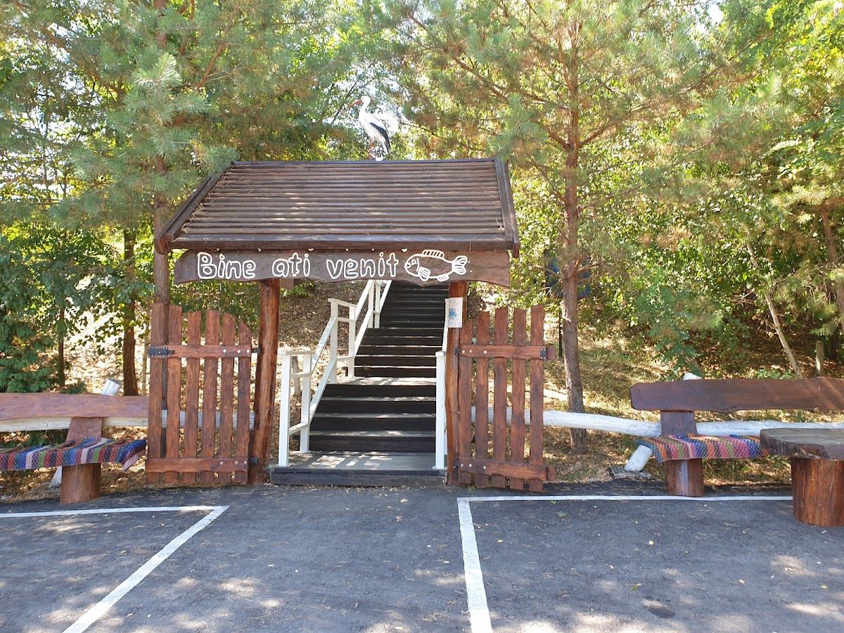 La hanul pescarului photo 4