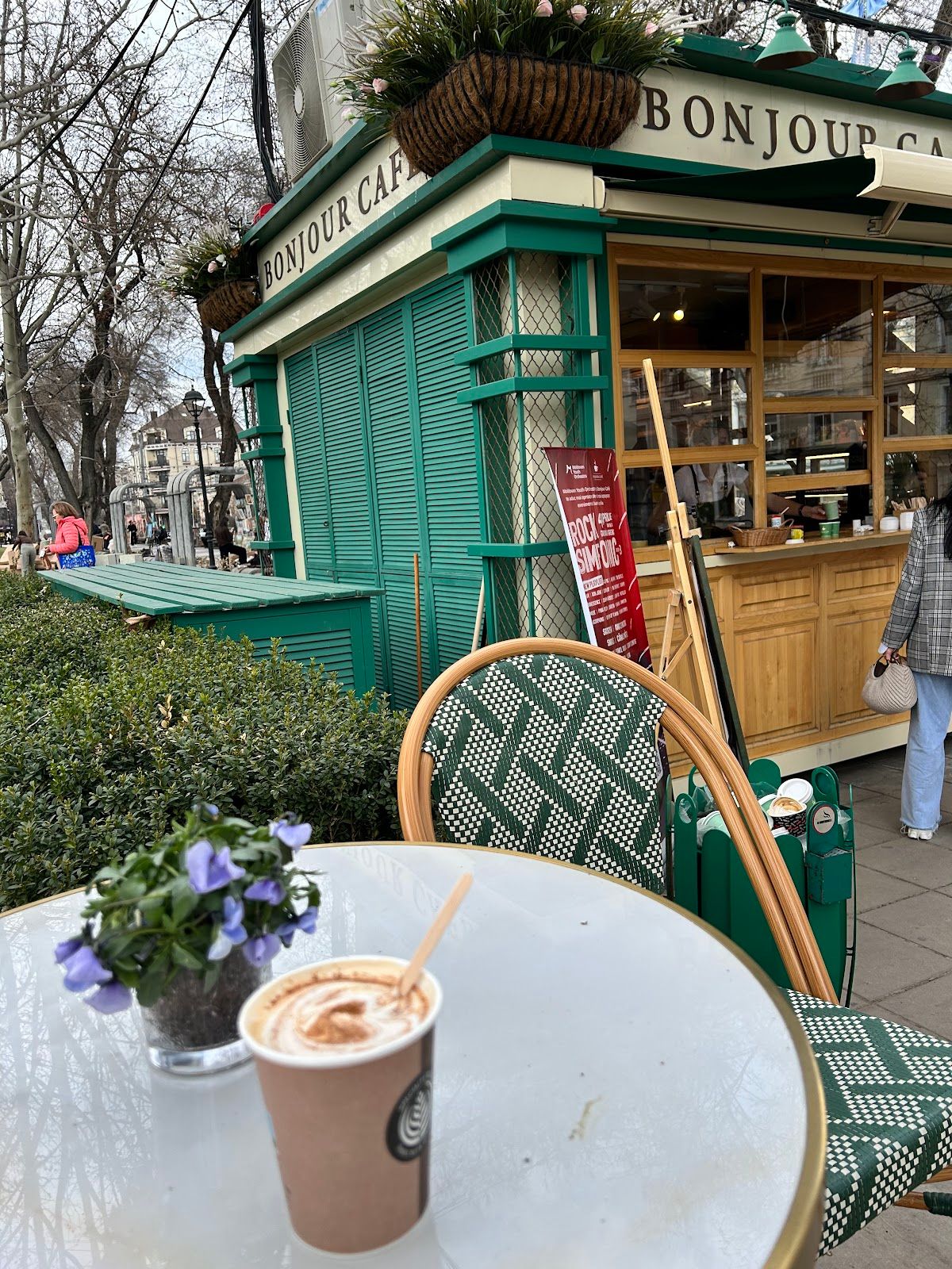 Bonjour Café photo 4