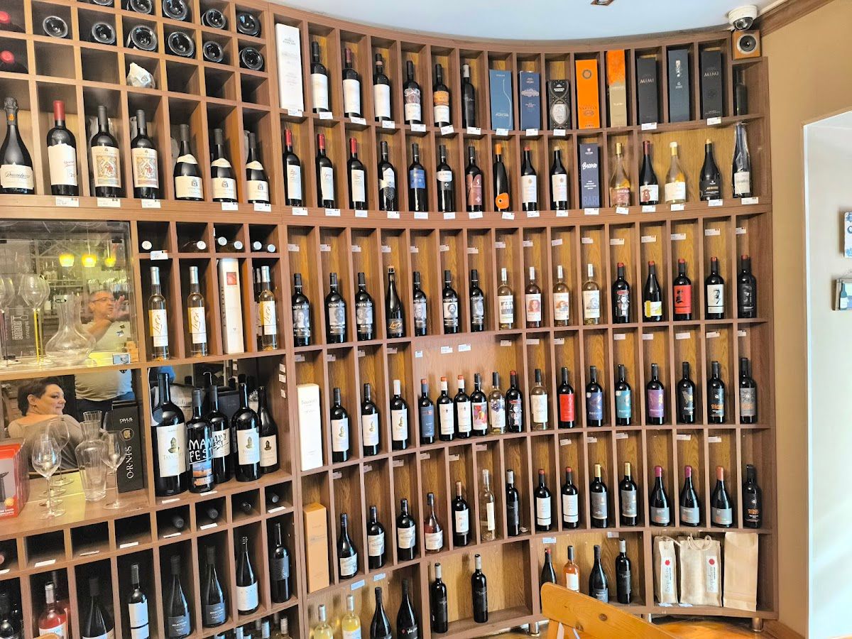 Carpe Diem Wine Bar photo 2