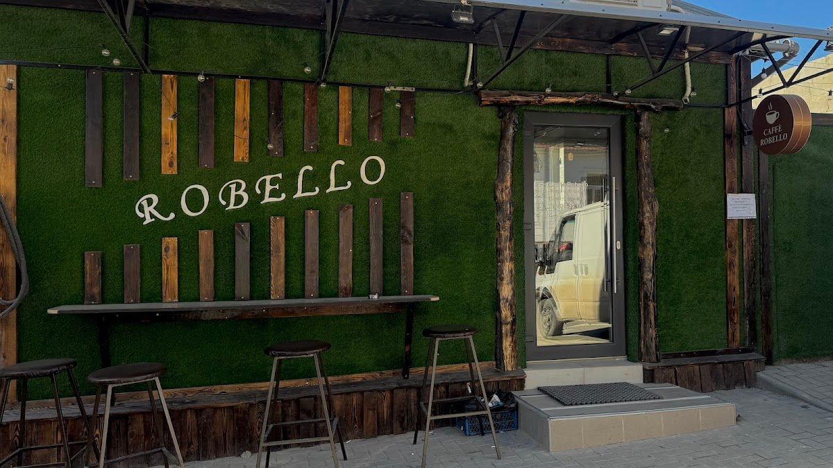 Robello Lounge