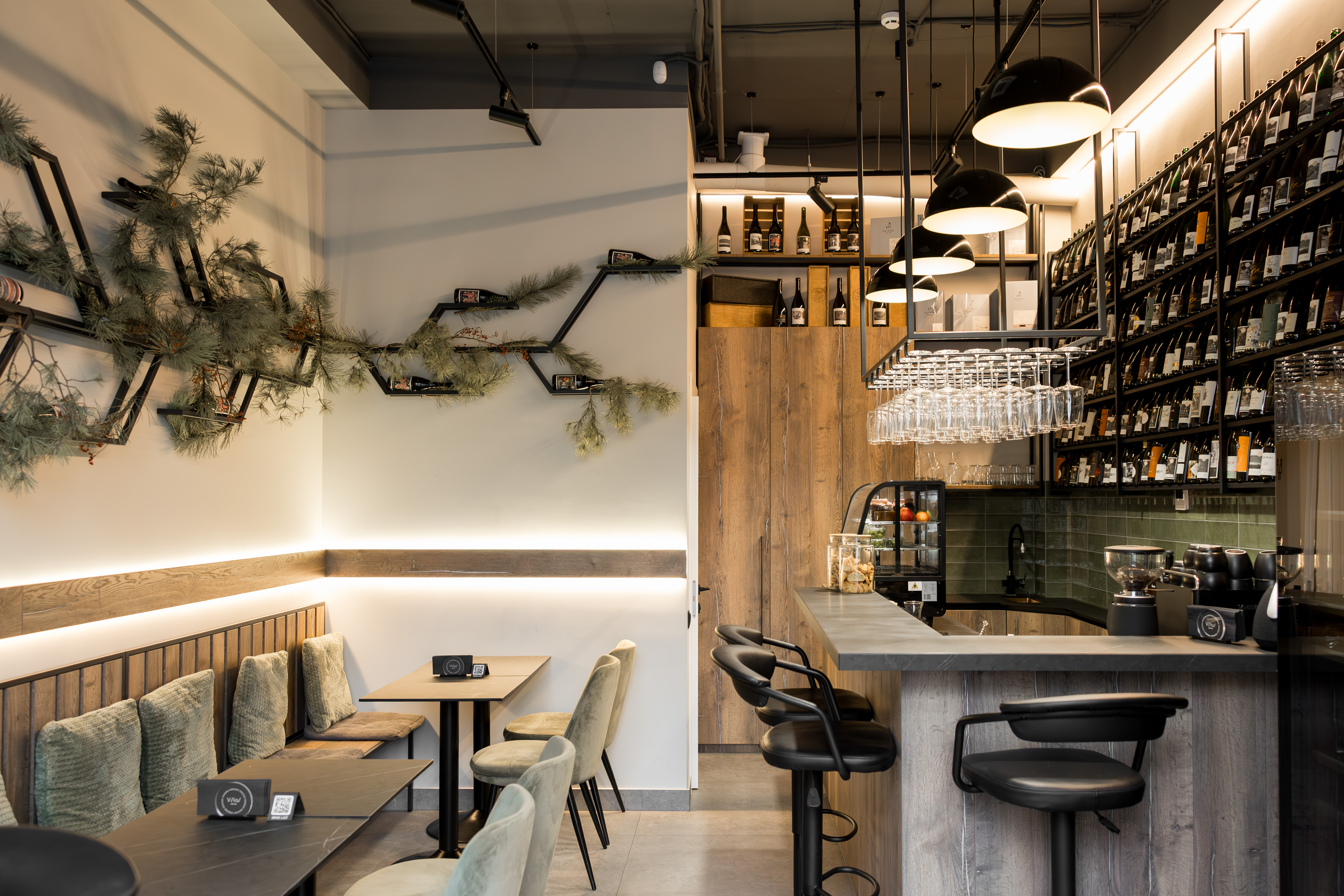 Via Wine Bar photo 3
