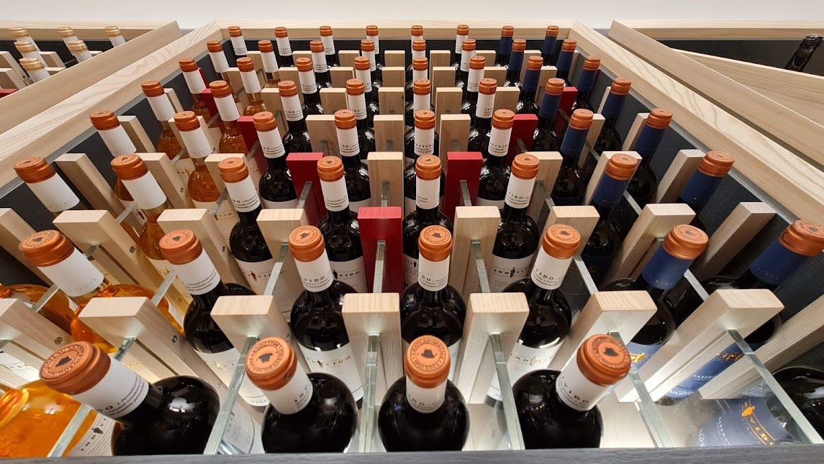 Wine Shop of Chateau Vartely