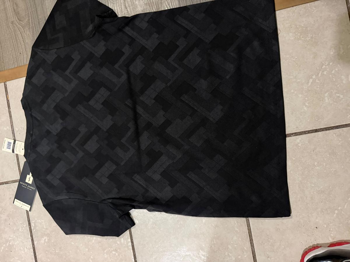 t-shirt — photo 4