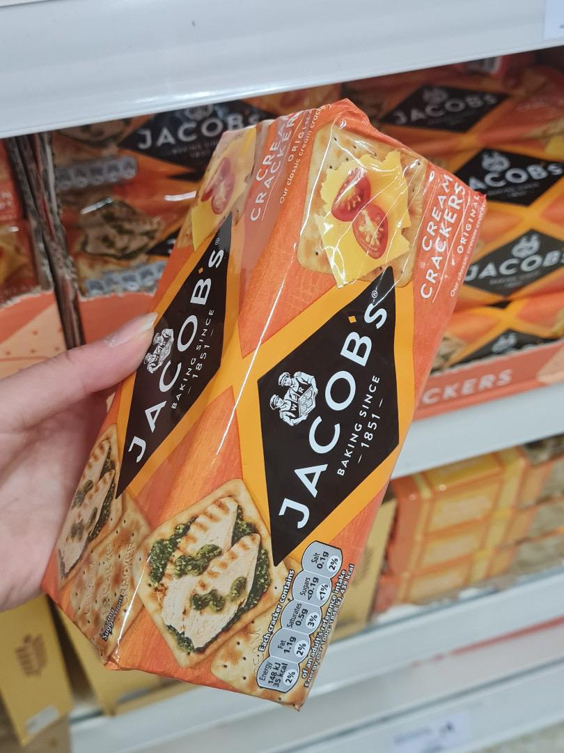 Jacob's Cream Crackers