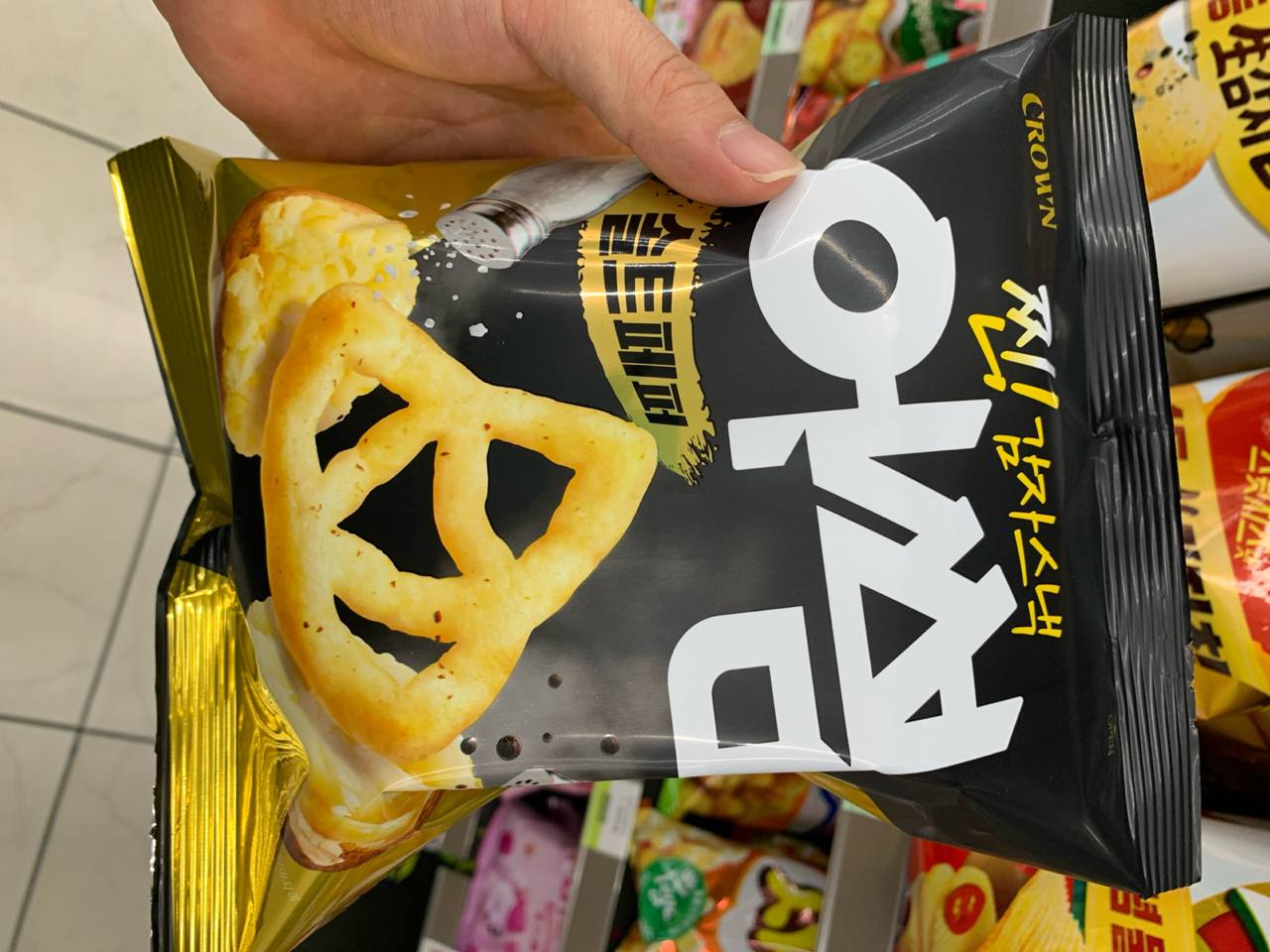 Crown Jjin Potato Snack “Awesome” (Salt & Pepper)
