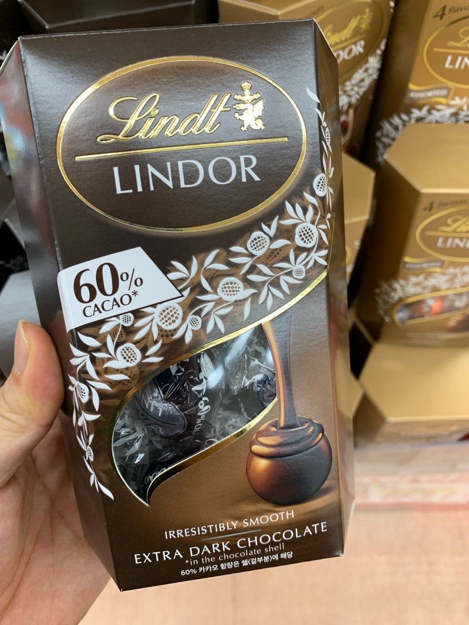 Lindt LINDOR 60% Cacao – Extra Dark Chocolate