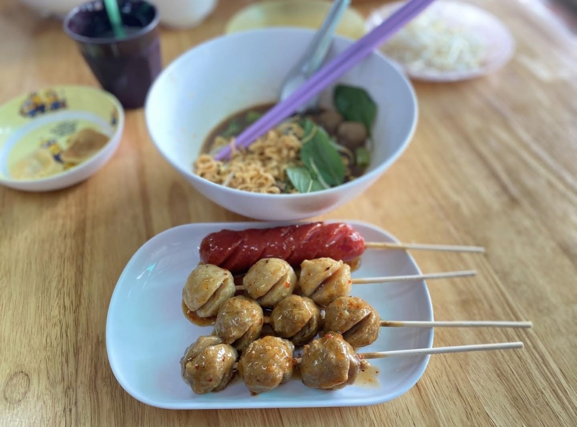 Juna Namtok Beef Noodle Halal - Halal Restaurant in Bangkok, Thailand