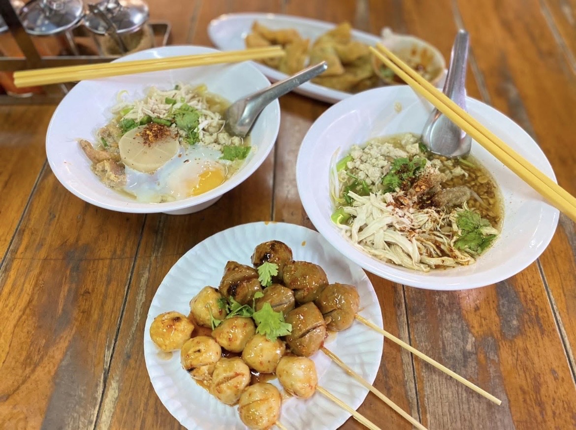 Juna Namtok Beef Noodle Halal - Halal Restaurant in Bangkok, Thailand