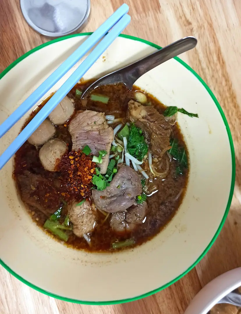 Juna Namtok Beef Noodle Halal - Halal Restaurant in Bangkok, Thailand