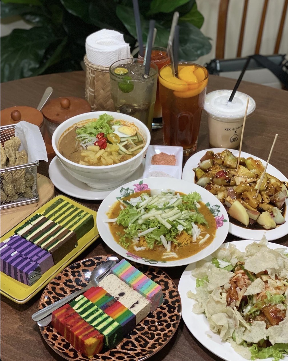 Kek & Hutan - Halal Restaurant in Kota bharu, Malaysia