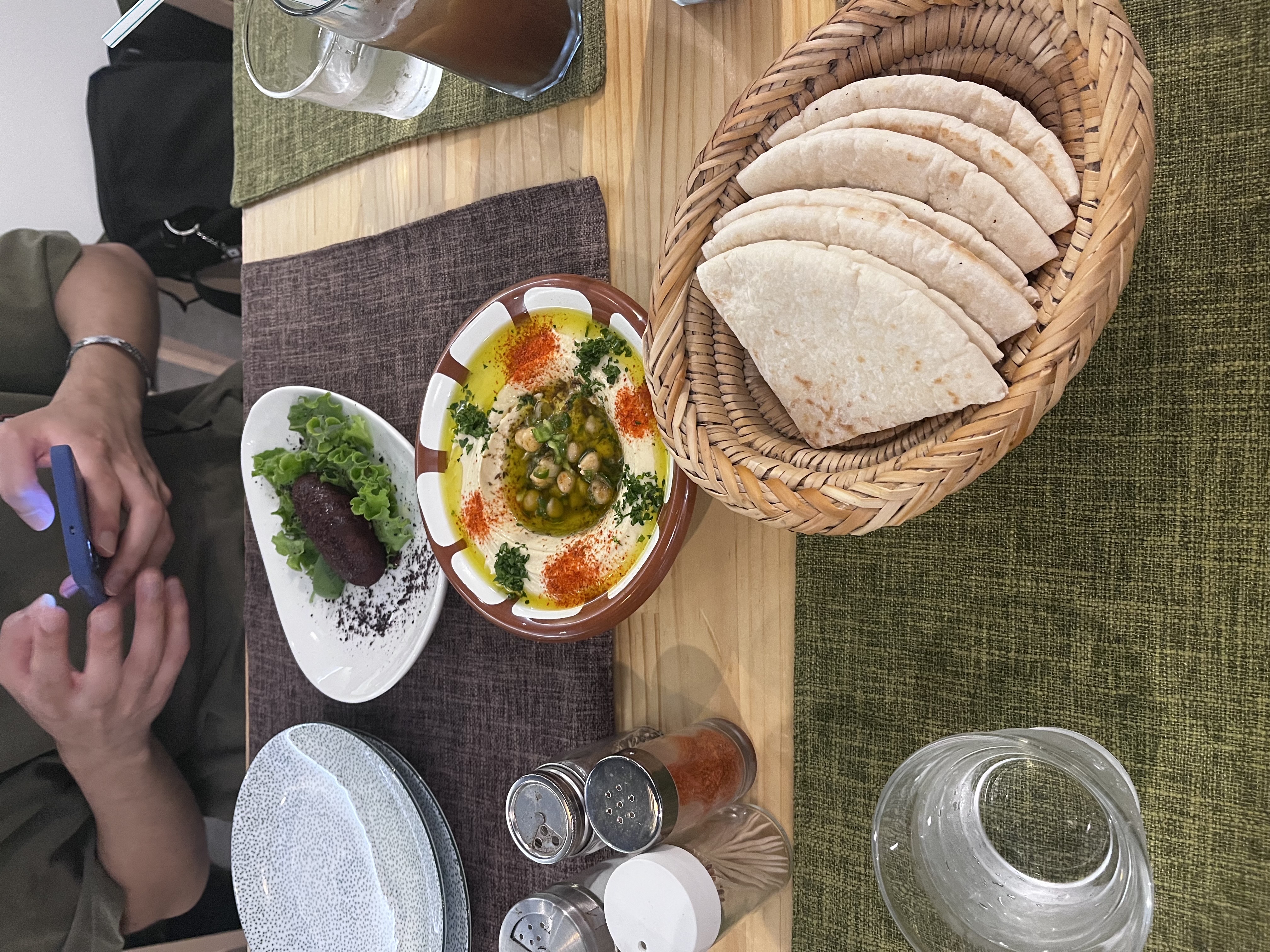 Seven Hills community photo 1