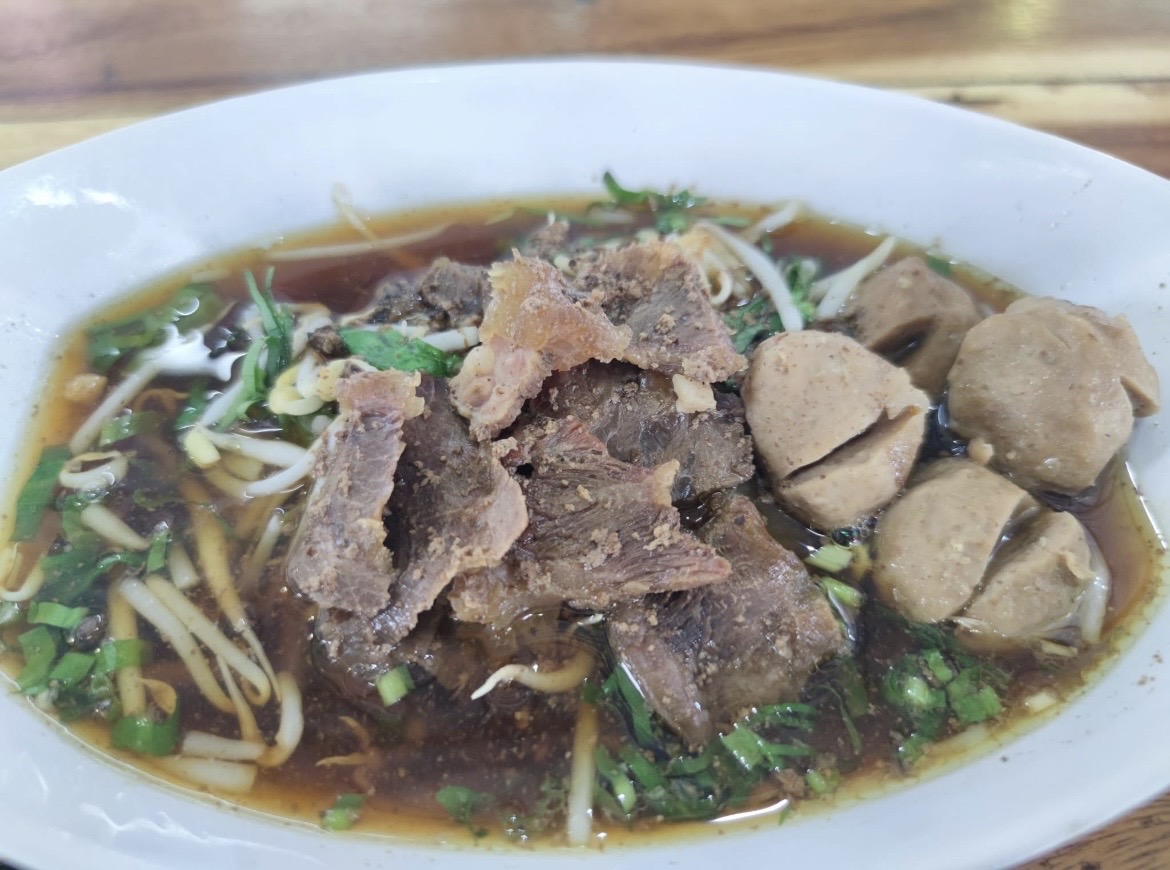 ฟาอิซเตี๋ยวเรือ community photo 3