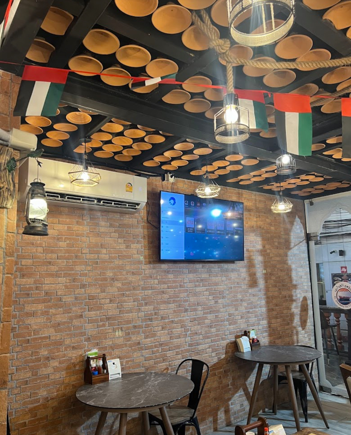 Al Ghawas Restaurant soi 5 community photo 1