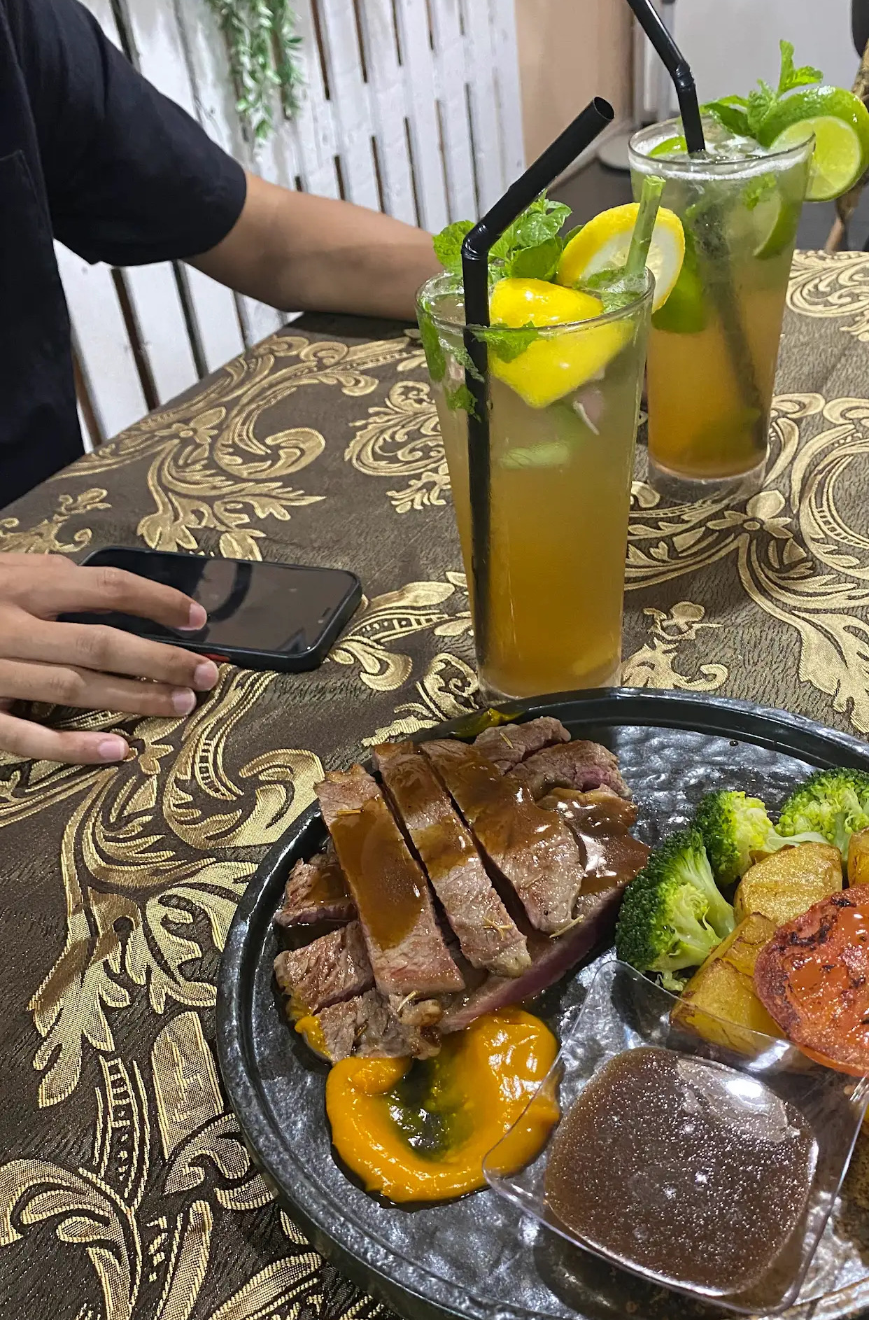 Hangout Cafe - Halal Restaurant in Langkawi, Malaysia