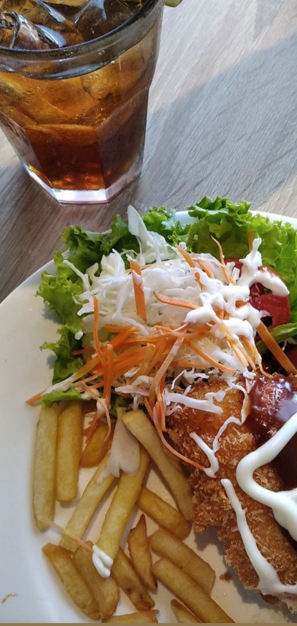 Hangout Cafe - Halal Restaurant in Langkawi, Malaysia