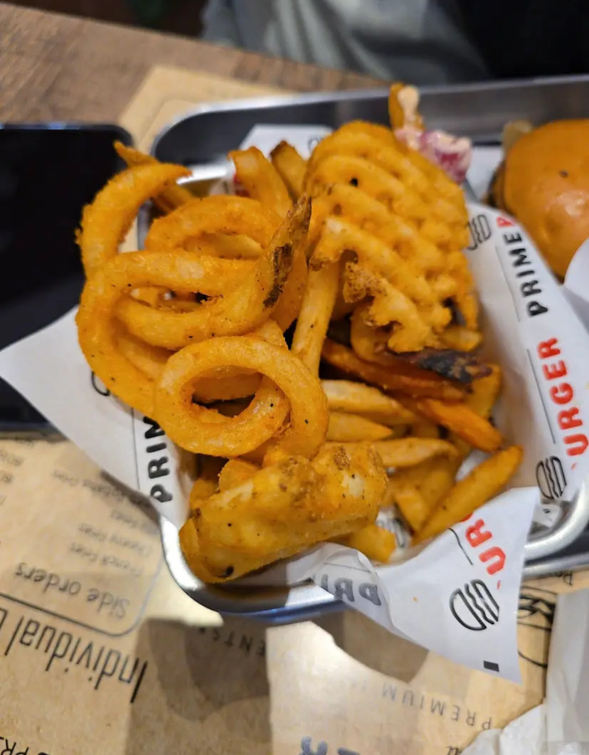 Prime Burger Central World community photo 4