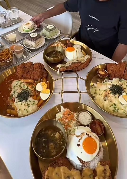 Dan by TheAfterTaste @Bukit Beruang - Halal Restaurant in Bukit beruang, Malaysia