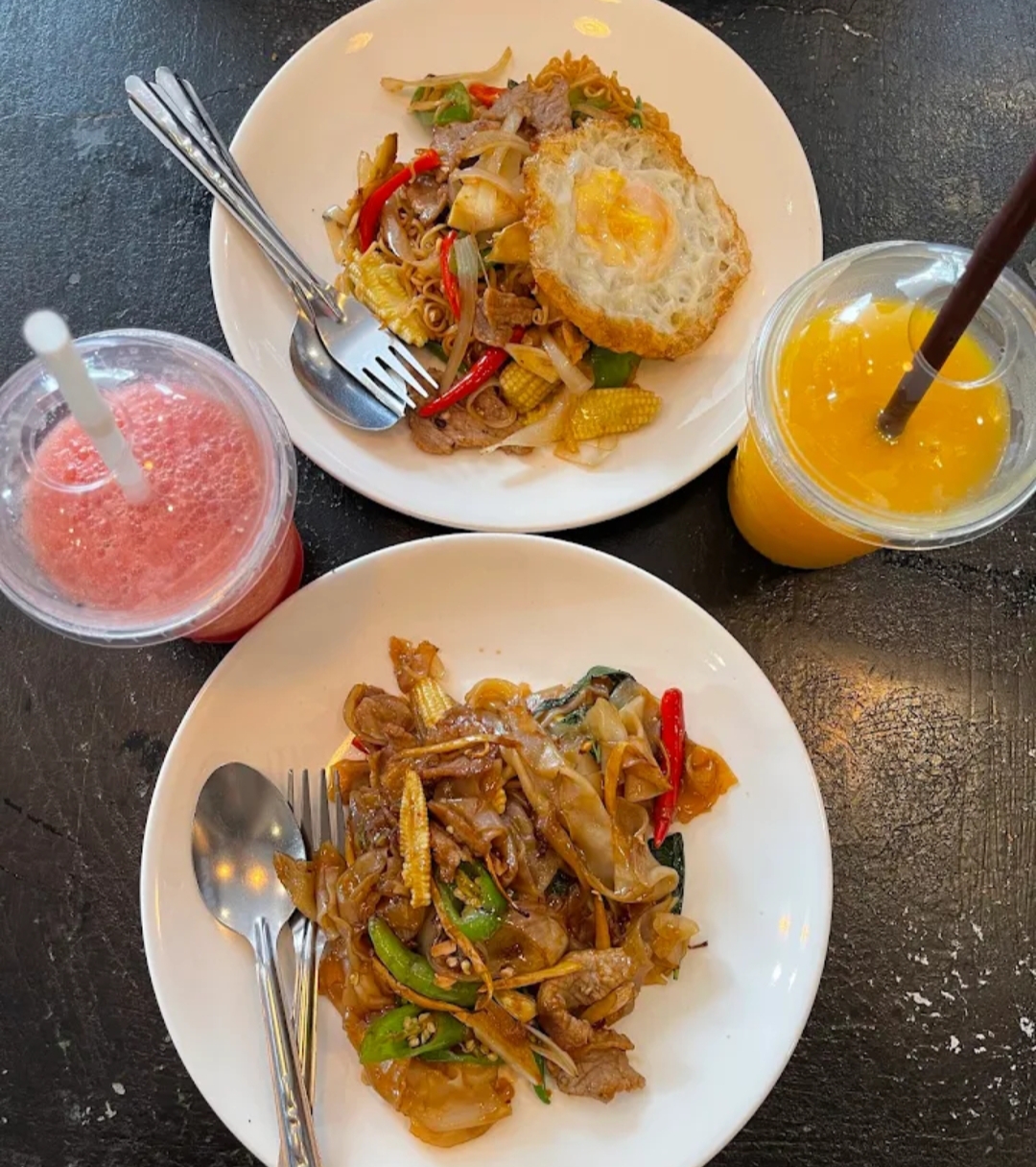 Saveena Halal Food - Halal Restaurant in Pa tong, Thailand