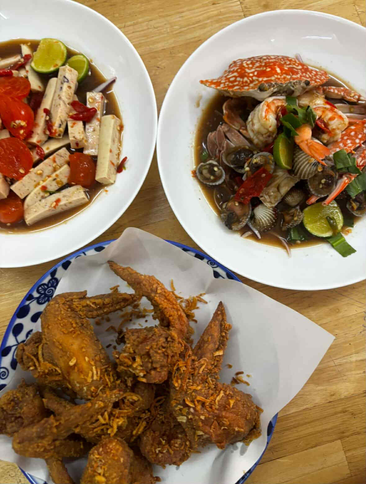นิยมตำ ยำทะเล - Halal Restaurant in Betong, Thailand